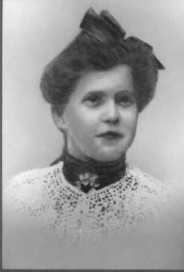 sethne-pat1.jpg (140607 bytes)